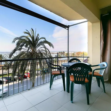 Pi I Sunyer 2-b -apartamento Amplio Y Luminoso En El Centro De Roses, Delante Del Mar, Con Vistas Al Mar. - Es-228-118 Apartment *